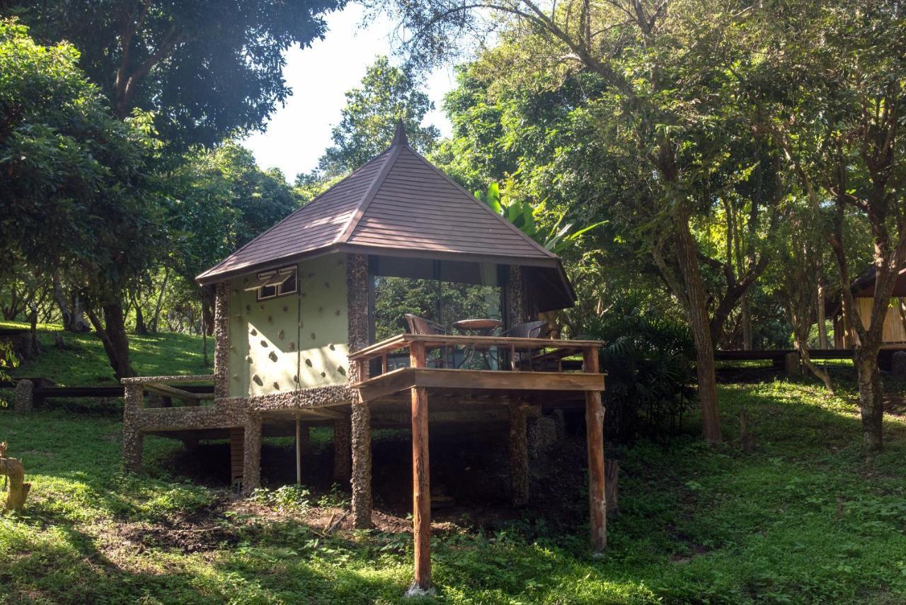 Tawan Riverside Mae Wang Buitenkant foto