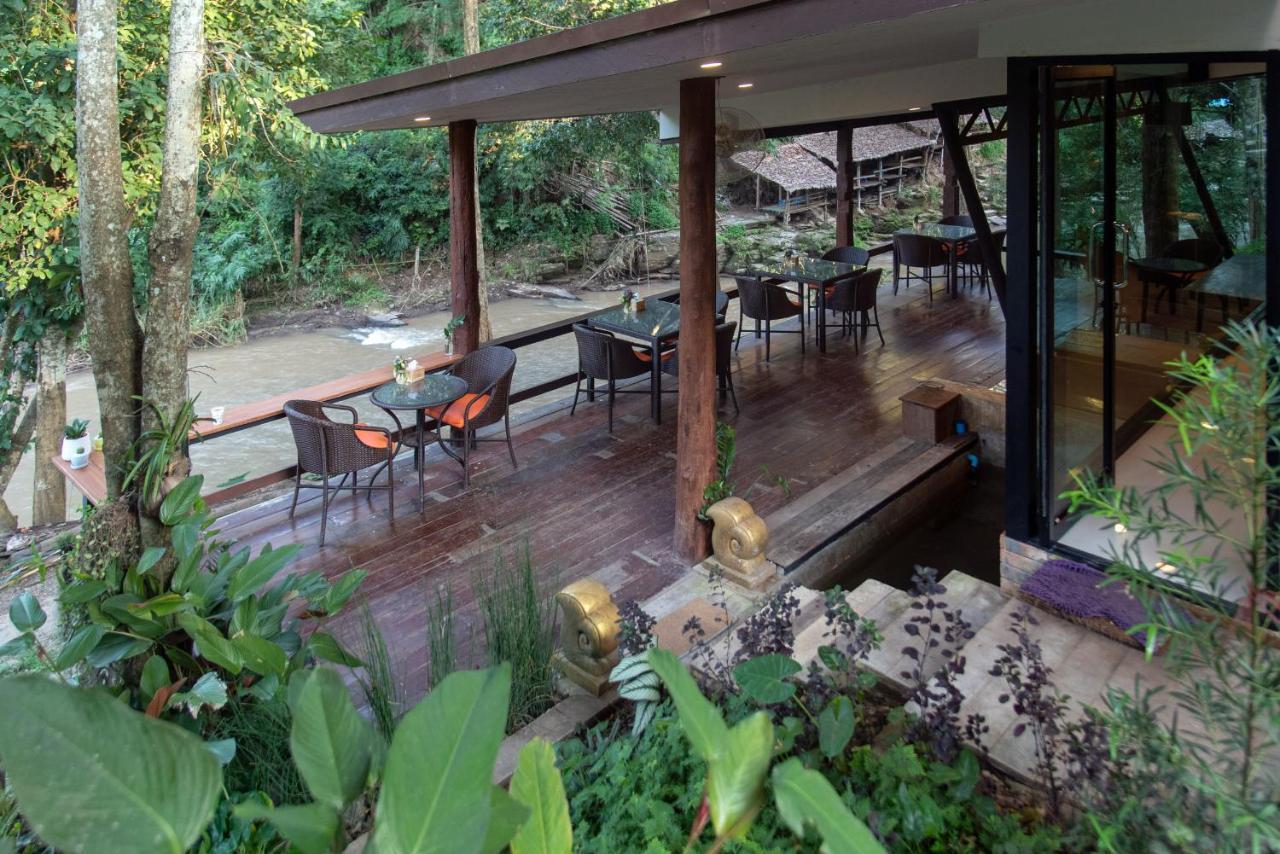 Tawan Riverside Mae Wang Buitenkant foto