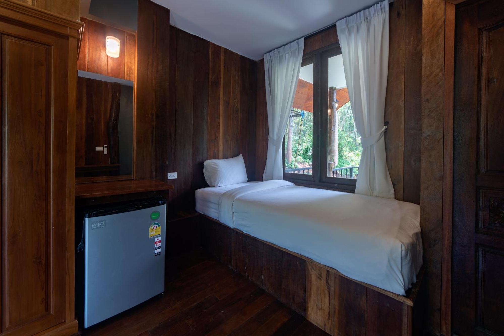Tawan Riverside Mae Wang Kamer foto
