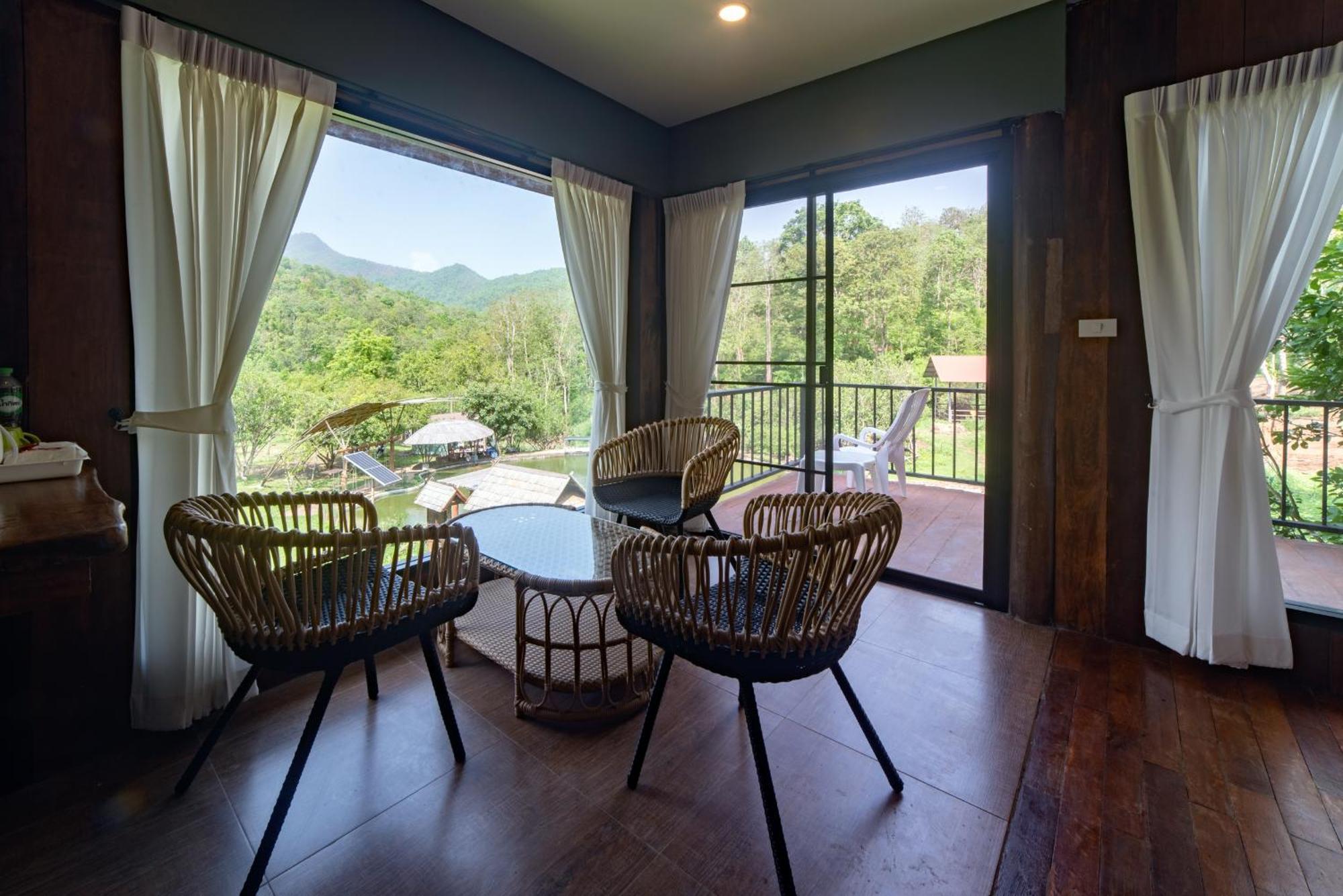 Tawan Riverside Mae Wang Kamer foto